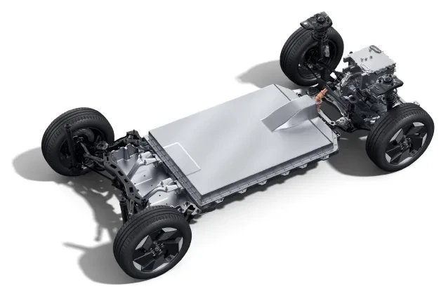 Toyota Urban Cruiser Ebella — battery and platform